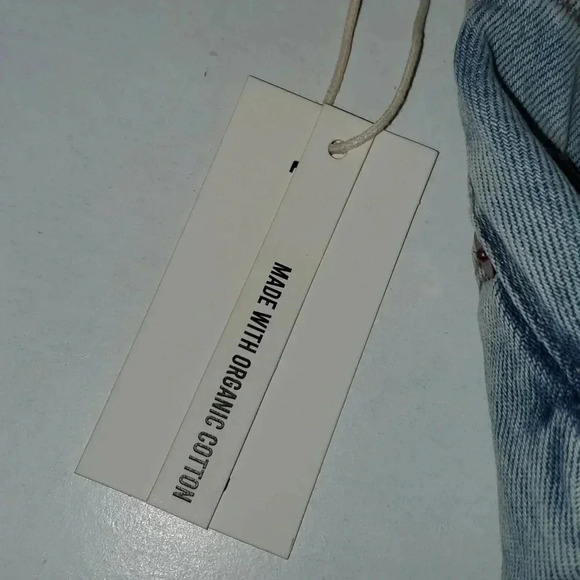 BLANK NYC Light Wash High Rise Ribcage Jean Shorts Size 26 NWT Cut Off - Picture 5 of 14